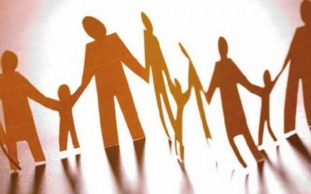 Avviso Sostegno Economico Famiglie con 4 o più Figli